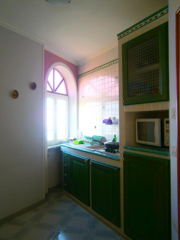 Villa En Rose Ραβέλλο Δωμάτιο φωτογραφία